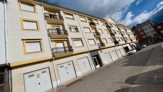 Appartement à Calle los ancares 4. Piso en centro de cacabelos frente al centro de salud Appartement à Calle los ancares 4. Piso en centro de cacabelos frente al centro de salud