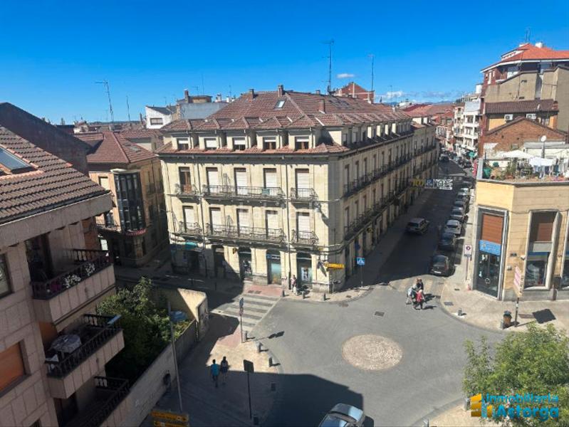 Foto 806acf2f-b260-415a-b2a1-1910e159c9bb. Pis amb calefacció a Astorga Foto 806acf2f-b260-415a-b2a1-1910e159c9bb. Pis amb calefacció a Astorga