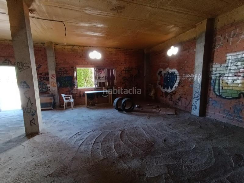 Foto cbec7643-e045-45ab-b678-e52b044a3f2e. Lloguer local comercial a valdihuertos 8 a Cuéllar Foto cbec7643-e045-45ab-b678-e52b044a3f2e. Lloguer local comercial a valdihuertos 8 a Cuéllar