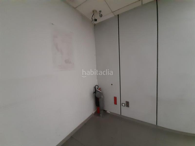 Foto 05a71971-c909-45f6-b2b1-d2245f79d26c. Lloguer local comercial a Cuéllar Foto 05a71971-c909-45f6-b2b1-d2245f79d26c. Lloguer local comercial a Cuéllar