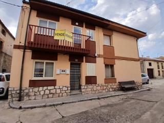 Pis a Calle ramon cajal 32. Edificio compuesto por 2 pisos en venta en lastras de cuéllar se Pis a Calle ramon cajal 32. Edificio compuesto por 2 pisos en venta en lastras de cuéllar se