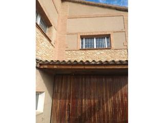 Édifice N/a. Bodega de vino con maquinaria nueva Édifice N/a. Bodega de vino con maquinaria nueva