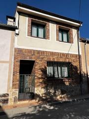 Casa adossada a Valseca. Vivienda unifamiliar de tres dormitorios y dos baños en venta en Casa adossada a Valseca. Vivienda unifamiliar de tres dormitorios y dos baños en venta en