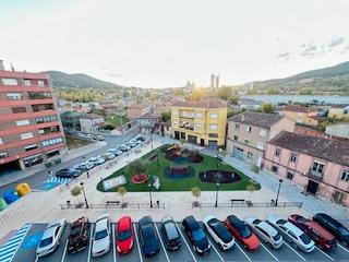 Lloguer Pis Calle ramón y cajal 4d. Piso soleado en el centro de la robla con solo cocina amueblada Lloguer Pis Calle ramón y cajal 4d. Piso soleado en el centro de la robla con solo cocina amueblada