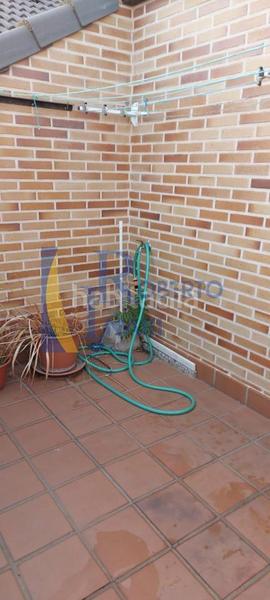 Foto 01d182ec-8ad0-4cca-a0ab-db69b7fb7161. Duplex with heating parking in Valencia de Don Juan Foto 01d182ec-8ad0-4cca-a0ab-db69b7fb7161. Duplex with heating parking in Valencia de Don Juan