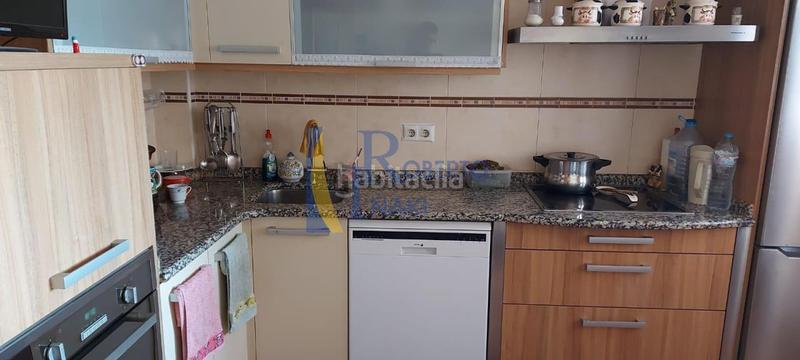 Foto 0d1d2e19-c12c-4c4a-ab5e-bd8675b6b900. Duplex with heating parking in Valencia de Don Juan Foto 0d1d2e19-c12c-4c4a-ab5e-bd8675b6b900. Duplex with heating parking in Valencia de Don Juan