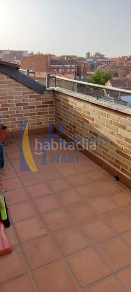 Foto 7c39ba6b-03d3-4106-9bc0-4fe9ec1e0edd. Duplex with heating parking in Valencia de Don Juan Foto 7c39ba6b-03d3-4106-9bc0-4fe9ec1e0edd. Duplex with heating parking in Valencia de Don Juan