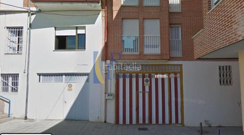 Foto 64566ace-dd40-4114-afab-5cc75c0f66a6. Aparcament cotxe a Valencia de Don Juan Foto 64566ace-dd40-4114-afab-5cc75c0f66a6. Aparcament cotxe a Valencia de Don Juan