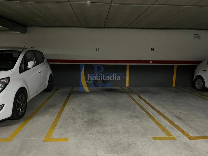 Foto 35fe7897-cf10-48e2-916b-b88a3aa81e03. Aparcament cotxe a Valencia de Don Juan Foto 35fe7897-cf10-48e2-916b-b88a3aa81e03. Aparcament cotxe a Valencia de Don Juan