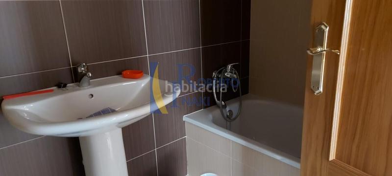 Foto 7182c07f-e9d7-4e26-95c0-9a99b793689c. Flat with heating parking in Valencia de Don Juan Foto 7182c07f-e9d7-4e26-95c0-9a99b793689c. Flat with heating parking in Valencia de Don Juan