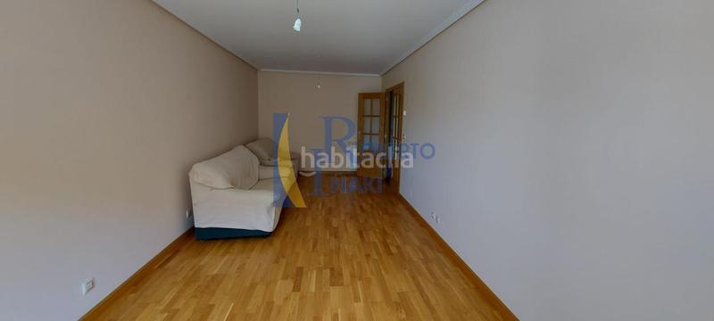 Foto ed8247b0-169e-4937-ba6c-badf2420f1f1. Flat with heating parking in Valencia de Don Juan Foto ed8247b0-169e-4937-ba6c-badf2420f1f1. Flat with heating parking in Valencia de Don Juan