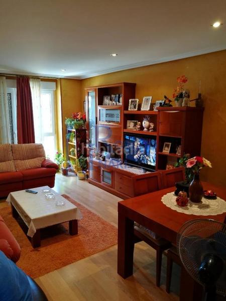 Foto 43e08d3c-2544-439b-97f7-c876276e5d64. Flat with heating parking in Valencia de Don Juan Foto 43e08d3c-2544-439b-97f7-c876276e5d64. Flat with heating parking in Valencia de Don Juan