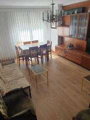 Rent Flat Plaza reina. Todo incluido excepto luz. a 1 minuto de la plaza mayor. Rent Flat Plaza reina. Todo incluido excepto luz. a 1 minuto de la plaza mayor.