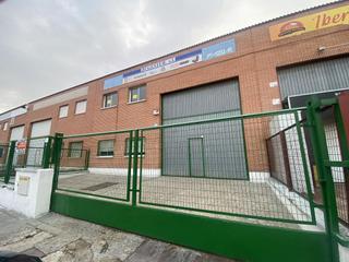 Miete Fabrikhalle in Polígono San Cristóbal. Nave industrial en alquiler en poligono san cristobal, 2 dormito Miete Fabrikhalle in Polígono San Cristóbal. Nave industrial en alquiler en poligono san cristobal, 2 dormito