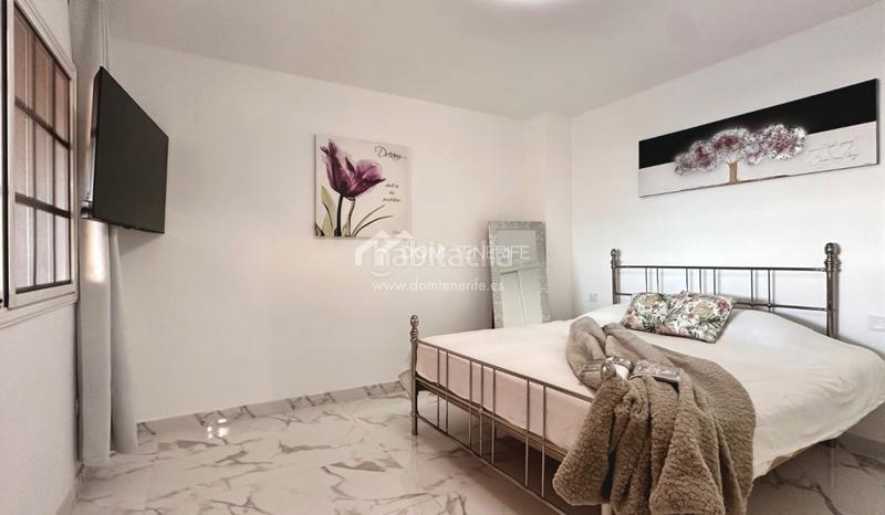 Foto e4f79a64-0937-403e-9aad-a47291bf4448. Piso dom tenerife inmobiliaria se complace en presentarle en exclusiva este magnífico piso de 1 dormitorio con impresionantes vistas al en Adeje Foto e4f79a64-0937-403e-9aad-a47291bf4448. Piso dom tenerife inmobiliaria se complace en presentarle en exclusiva este magnífico piso de 1 dormitorio con impresionantes vistas al en Adeje