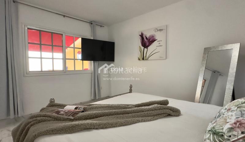 Foto eed9abec-0d7d-4269-929c-681e9541a78d. Piso dom tenerife inmobiliaria se complace en presentarle en exclusiva este magnífico piso de 1 dormitorio con impresionantes vistas al en Adeje Foto eed9abec-0d7d-4269-929c-681e9541a78d. Piso dom tenerife inmobiliaria se complace en presentarle en exclusiva este magnífico piso de 1 dormitorio con impresionantes vistas al en Adeje