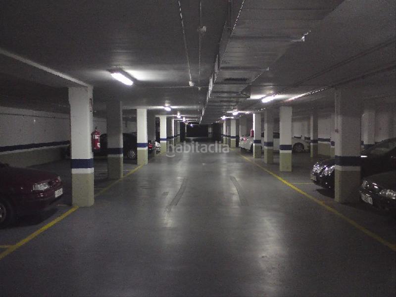 Foto 749497f9-aaed-46fe-9dfb-de224de9adff. Autoparkplatz in Avenida de Madrid Palencia Foto 749497f9-aaed-46fe-9dfb-de224de9adff. Autoparkplatz in Avenida de Madrid Palencia