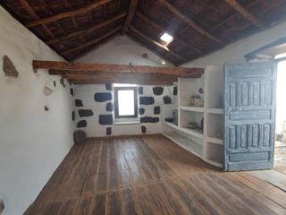 Masia El chamorro. Vivienda en el pinar Masia El chamorro. Vivienda en el pinar