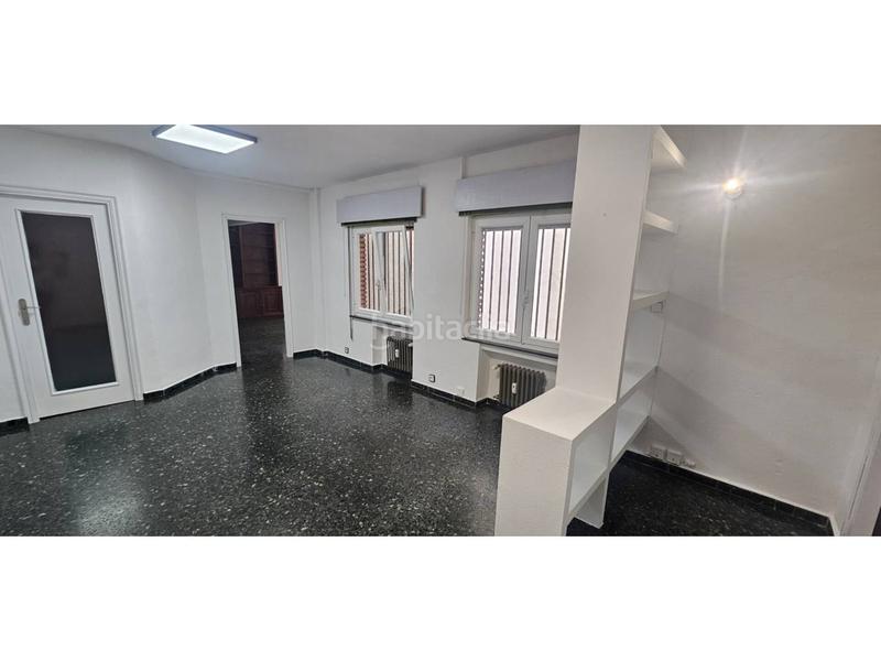 Foto e5e38c8a-984b-4531-aaa7-839af6d85255. Ufficio con riscaldamento in Centro Ciudad León Foto e5e38c8a-984b-4531-aaa7-839af6d85255. Ufficio con riscaldamento in Centro Ciudad León