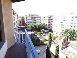 Location Appartement à Carmelitas. Piso alquiler estudiantes en plena avenida villamayor!! Location Appartement à Carmelitas. Piso alquiler estudiantes en plena avenida villamayor!!