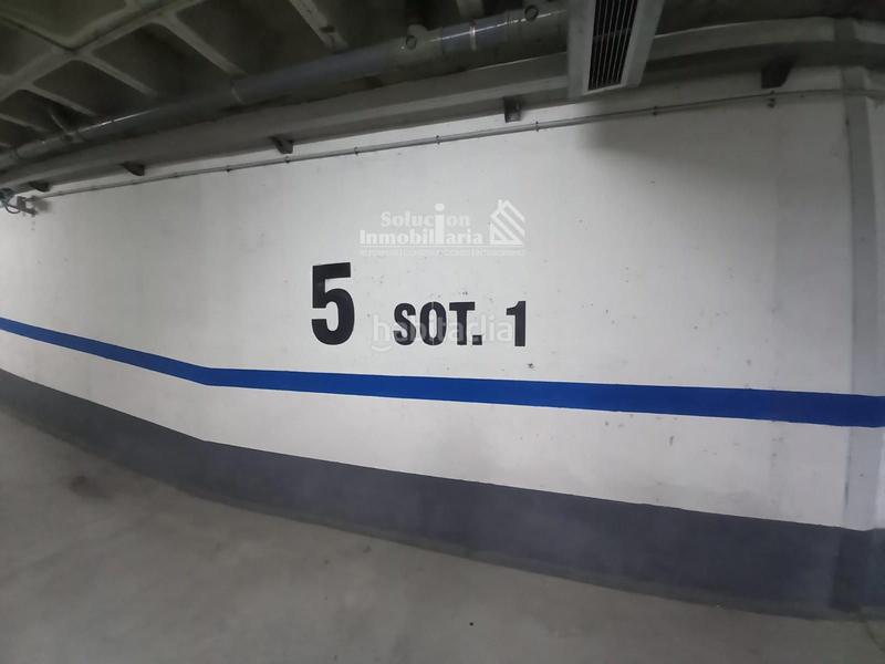 Foto be553e8b-9724-47e8-9f5e-90f49de31ffc. Parking voiture dans La Plantía - Hospital - Campus Salamanca Foto be553e8b-9724-47e8-9f5e-90f49de31ffc. Parking voiture dans La Plantía - Hospital - Campus Salamanca