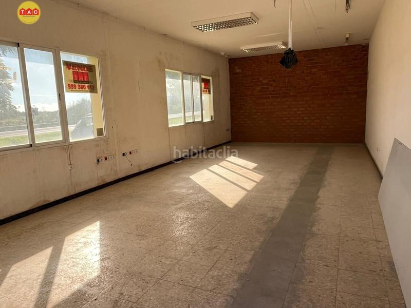 Foto e577a885-7d37-49b4-9dec-41e5602904cd. Lloguer local comercial a Lepe Foto e577a885-7d37-49b4-9dec-41e5602904cd. Lloguer local comercial a Lepe