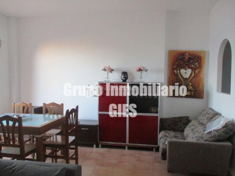 Foto 27d96a08-f763-4245-a121-e550e191c189. Casa aparellada a carrer barranc fondo 55 a El Faro Cullera Foto 27d96a08-f763-4245-a121-e550e191c189. Casa aparellada a carrer barranc fondo 55 a El Faro Cullera