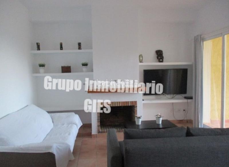 Foto 3a29fd65-2828-449c-a908-d2608c2ff089. Casa aparellada a carrer barranc fondo 55 a El Faro Cullera Foto 3a29fd65-2828-449c-a908-d2608c2ff089. Casa aparellada a carrer barranc fondo 55 a El Faro Cullera