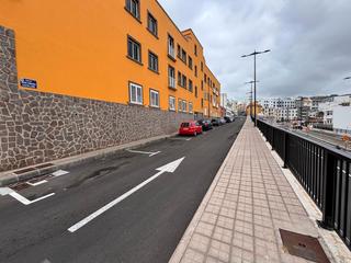 Pis Calle los caídos Pis Calle los caídos