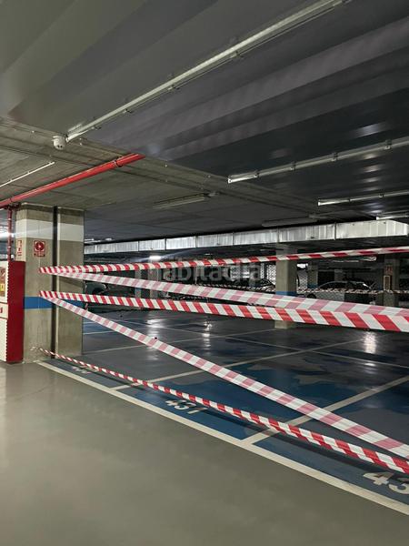 Foto 41729439-34c8-4a55-8d95-5bb17de1220b. Parking voiture dans San Lorenzo Melilla Foto 41729439-34c8-4a55-8d95-5bb17de1220b. Parking voiture dans San Lorenzo Melilla