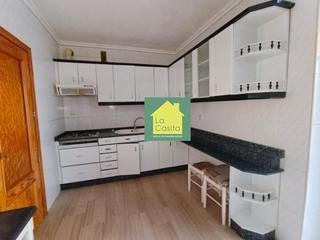 Pis a Feria. La casita inmobiliaria vende piso zona bañosferia Pis a Feria. La casita inmobiliaria vende piso zona bañosferia