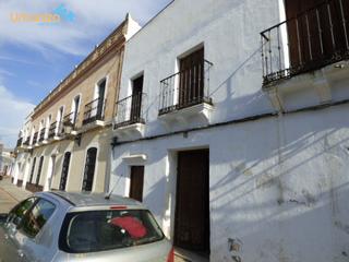 Terreny residencial a Talavera la Real. Casa con solar ideal para hacer una promocion en zona centro de Terreny residencial a Talavera la Real. Casa con solar ideal para hacer una promocion en zona centro de