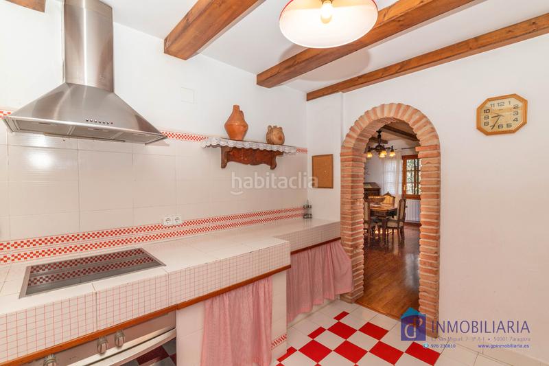 Foto 5e8e77aa-f86a-48d8-b6ed-06fc4dded630. Xalet amb xemeneia calefacció aparcament a Quinto Foto 5e8e77aa-f86a-48d8-b6ed-06fc4dded630. Xalet amb xemeneia calefacció aparcament a Quinto