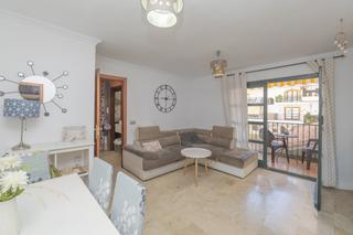 Piso en Puerto Deportivo. Presentamos magnífico piso de 104 metros 88 m de vivienda, 7 m d Piso en Puerto Deportivo. Presentamos magnífico piso de 104 metros 88 m de vivienda, 7 m d