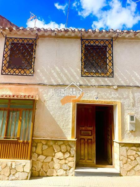 Foto 5ad199c1-fa89-4252-852d-91db6b15c0ca. Casa adossada amb aparcament a María Foto 5ad199c1-fa89-4252-852d-91db6b15c0ca. Casa adossada amb aparcament a María