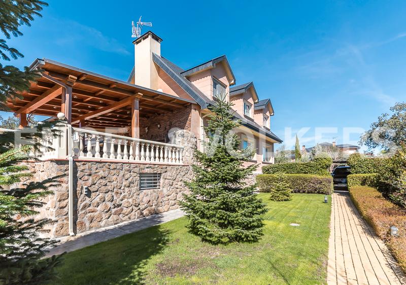 Foto 25f66ab8-67ef-464e-9e6d-daa466107626. Maison avec chauffage parking piscine dans Molino de la Hoz Rozas de Madrid (Las) Foto 25f66ab8-67ef-464e-9e6d-daa466107626. Maison avec chauffage parking piscine dans Molino de la Hoz Rozas de Madrid (Las)