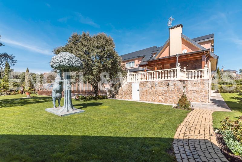 Foto 6c396fb4-c72c-4188-995e-39bbf4bf68a6. Maison avec chauffage parking piscine dans Molino de la Hoz Rozas de Madrid (Las) Foto 6c396fb4-c72c-4188-995e-39bbf4bf68a6. Maison avec chauffage parking piscine dans Molino de la Hoz Rozas de Madrid (Las)