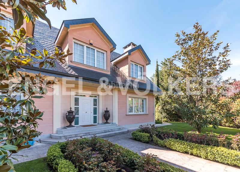 Foto 890e6dc6-c2ac-4210-b351-29d498566e45. Maison avec chauffage parking piscine dans Molino de la Hoz Rozas de Madrid (Las) Foto 890e6dc6-c2ac-4210-b351-29d498566e45. Maison avec chauffage parking piscine dans Molino de la Hoz Rozas de Madrid (Las)