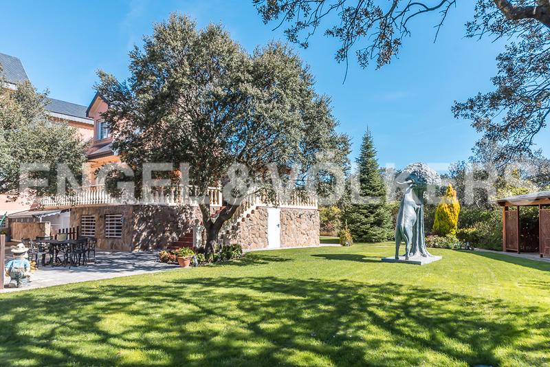 Foto 933ca89d-af70-4948-99ba-da8886945341. Maison avec chauffage parking piscine dans Molino de la Hoz Rozas de Madrid (Las) Foto 933ca89d-af70-4948-99ba-da8886945341. Maison avec chauffage parking piscine dans Molino de la Hoz Rozas de Madrid (Las)