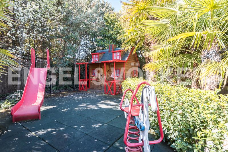 Foto 98c3cb79-92c4-4dbc-966e-4d6ae663584c. Maison avec chauffage parking piscine dans Molino de la Hoz Rozas de Madrid (Las) Foto 98c3cb79-92c4-4dbc-966e-4d6ae663584c. Maison avec chauffage parking piscine dans Molino de la Hoz Rozas de Madrid (Las)