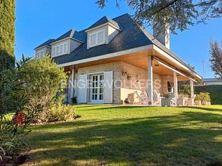 Casa a Santo Domingo. Maravilloso chalet individual en urbanización santo domingo Casa a Santo Domingo. Maravilloso chalet individual en urbanización santo domingo