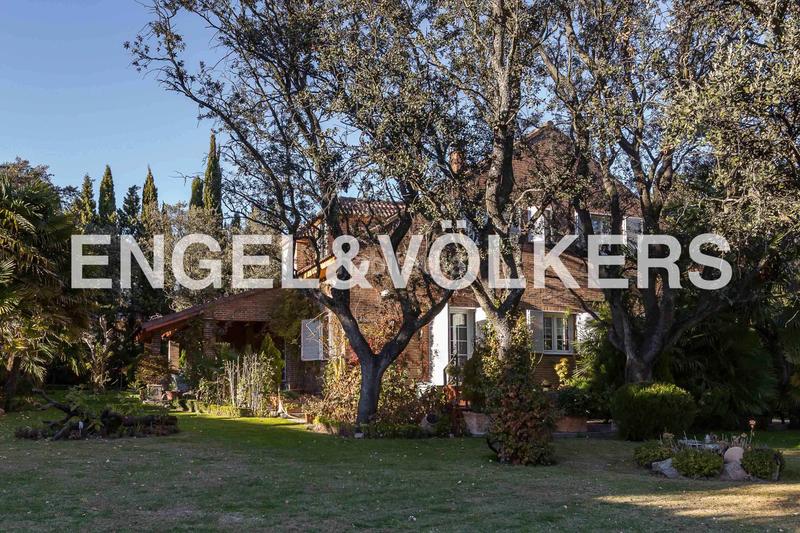 Foto 1de5cfa7-a4f5-440b-9b55-c04f8fbf97f4. Maison avec chauffage parking piscine dans Molino de la Hoz Rozas de Madrid (Las) Foto 1de5cfa7-a4f5-440b-9b55-c04f8fbf97f4. Maison avec chauffage parking piscine dans Molino de la Hoz Rozas de Madrid (Las)