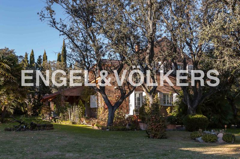 Foto 58334fc5-e235-4f70-81f0-f9c7f5bac042. Maison avec chauffage parking piscine dans Molino de la Hoz Rozas de Madrid (Las) Foto 58334fc5-e235-4f70-81f0-f9c7f5bac042. Maison avec chauffage parking piscine dans Molino de la Hoz Rozas de Madrid (Las)