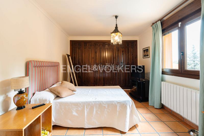 Foto 28cbcea2-227f-4d66-8fc1-e605645a84e0. Maison avec chauffage parking piscine dans Molino de la Hoz Rozas de Madrid (Las) Foto 28cbcea2-227f-4d66-8fc1-e605645a84e0. Maison avec chauffage parking piscine dans Molino de la Hoz Rozas de Madrid (Las)