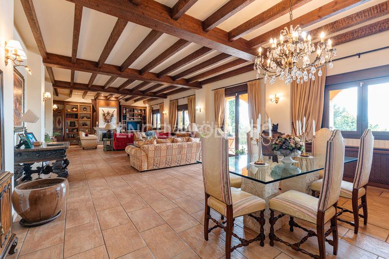 Foto 517a61ac-0058-4e1e-a311-65cc8bf774b0. Maison avec chauffage parking piscine dans Molino de la Hoz Rozas de Madrid (Las) Foto 517a61ac-0058-4e1e-a311-65cc8bf774b0. Maison avec chauffage parking piscine dans Molino de la Hoz Rozas de Madrid (Las)