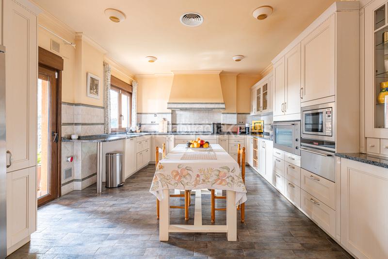 Foto 60dc7039-7a98-471f-8898-ad649b734e28. Maison avec chauffage parking piscine dans Molino de la Hoz Rozas de Madrid (Las) Foto 60dc7039-7a98-471f-8898-ad649b734e28. Maison avec chauffage parking piscine dans Molino de la Hoz Rozas de Madrid (Las)