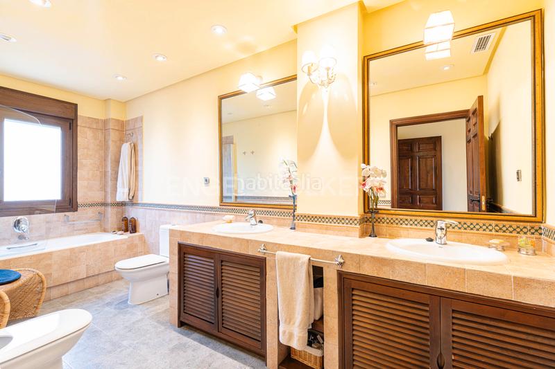 Foto 7654794c-6cae-43dd-aa02-fe00b7e59ffe. Maison avec chauffage parking piscine dans Molino de la Hoz Rozas de Madrid (Las) Foto 7654794c-6cae-43dd-aa02-fe00b7e59ffe. Maison avec chauffage parking piscine dans Molino de la Hoz Rozas de Madrid (Las)