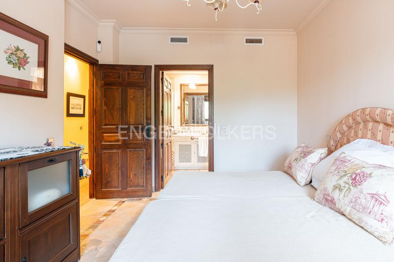 Foto b25aa51b-004a-400e-a926-12dfacda9b37. Maison avec chauffage parking piscine dans Molino de la Hoz Rozas de Madrid (Las) Foto b25aa51b-004a-400e-a926-12dfacda9b37. Maison avec chauffage parking piscine dans Molino de la Hoz Rozas de Madrid (Las)