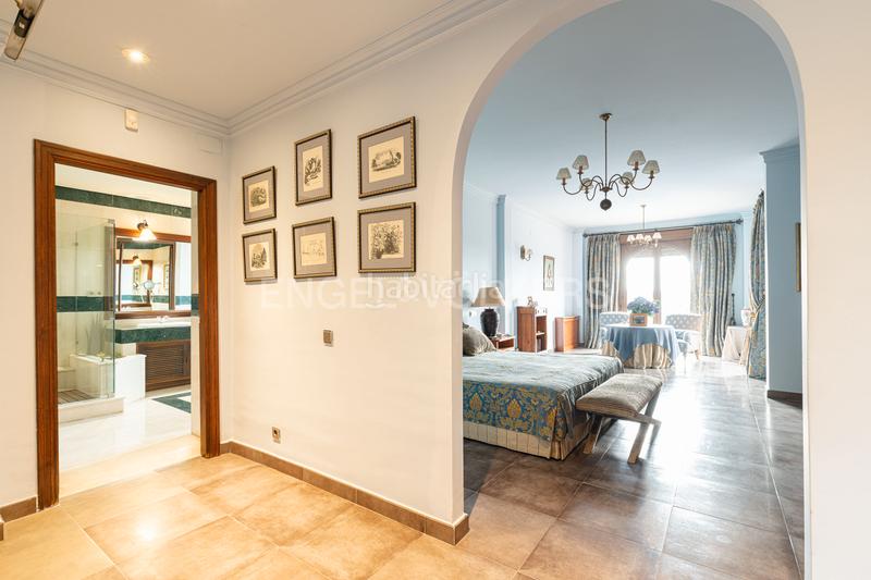 Foto ffe5d536-d141-4c3a-8f54-f09c7a1ece39. Maison avec chauffage parking piscine dans Molino de la Hoz Rozas de Madrid (Las) Foto ffe5d536-d141-4c3a-8f54-f09c7a1ece39. Maison avec chauffage parking piscine dans Molino de la Hoz Rozas de Madrid (Las)