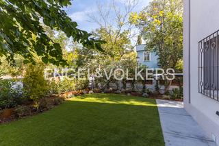 Alquiler Casa en Hispanoamérica-Bernabéu. Precioso chalet con jardín, terraza y garaje Alquiler Casa en Hispanoamérica-Bernabéu. Precioso chalet con jardín, terraza y garaje
